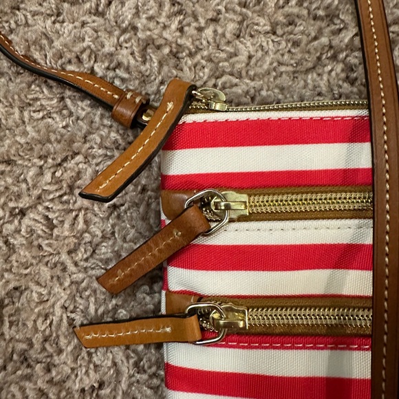 Dooney and Bourke Triple zip crossbody - Picture 5 of 8